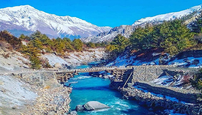 Manaslu Circuit Trek in October: Weather, Trail Conditions & Trekking Tips