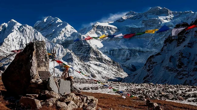 Kanchenjunga Circuit Trek: Complete Guide, Itinerary, Cost, Difficulty, Permits 2026-2027