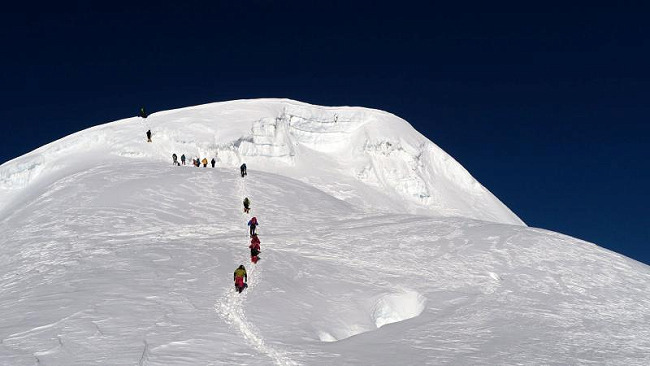 Mera Peak Climbing 2026/2027: Complete Guide